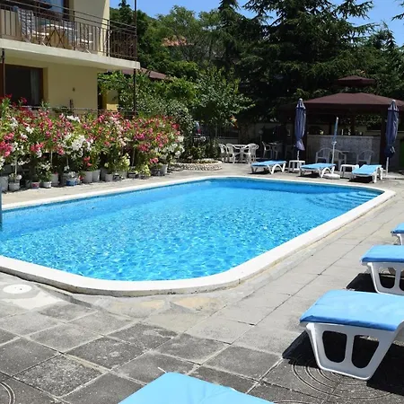 Family Chris 3* سفيتي فلاس