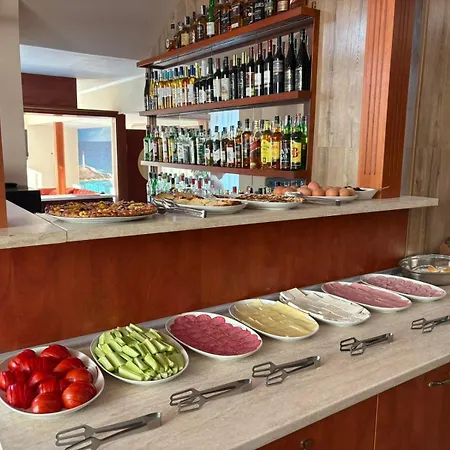 Family Chris Hotel 3*