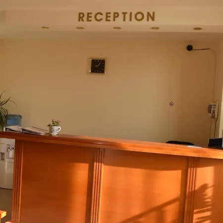 Family Chris سفيتي فلاس