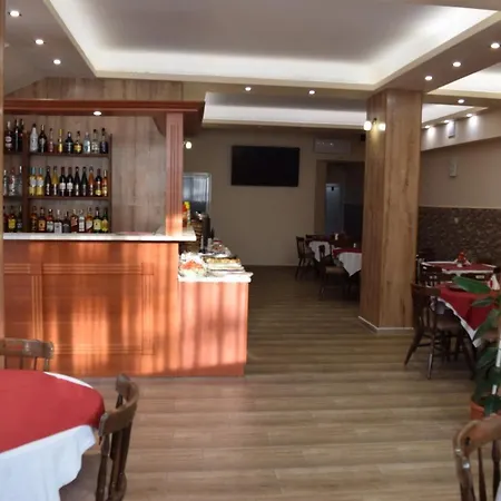 Family Chris 酒店 圣弗拉斯